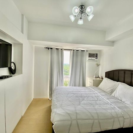 Compact Studio Unit @ Centrio Tower Cagayan de Oro Esterno foto