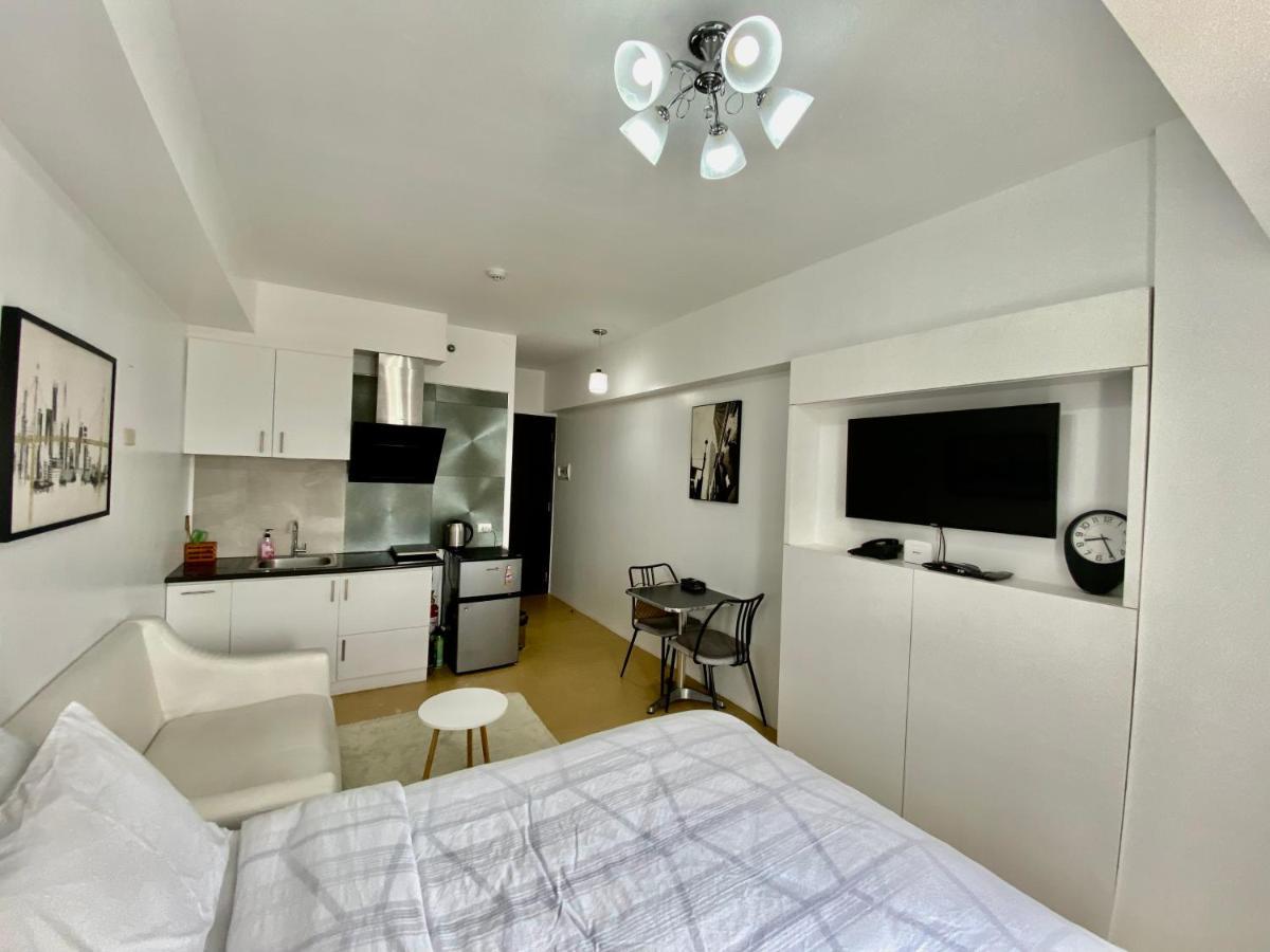Compact Studio Unit @ Centrio Tower Cagayan de Oro Esterno foto