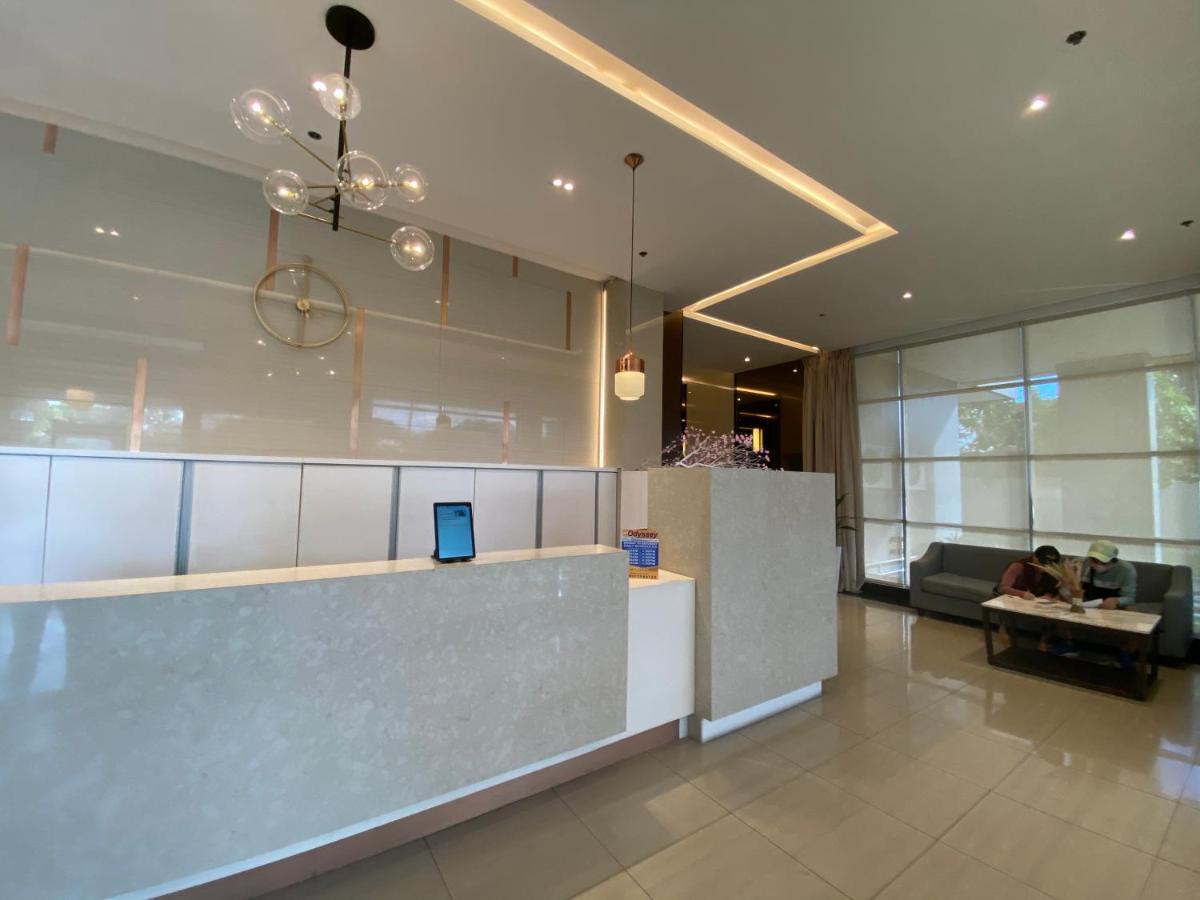 Compact Studio Unit @ Centrio Tower Cagayan de Oro Esterno foto